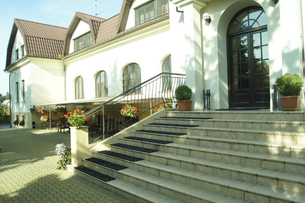 Hotel Jedlina Люблін Екстер'єр фото