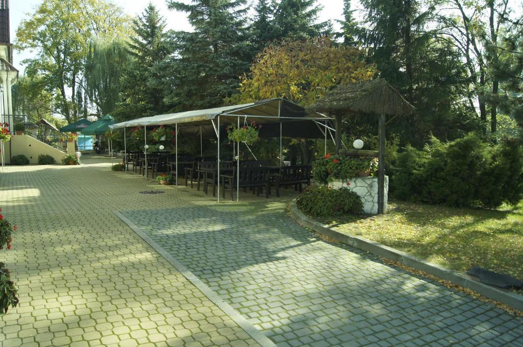 Hotel Jedlina Люблін Екстер'єр фото